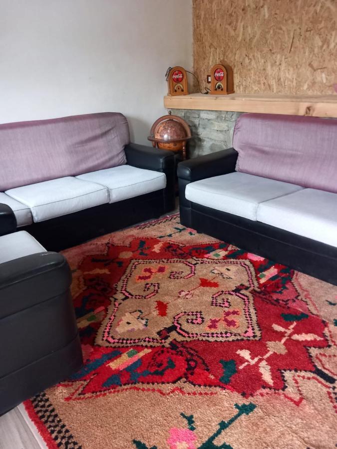 Origjina Farm Villa Permet Luaran gambar